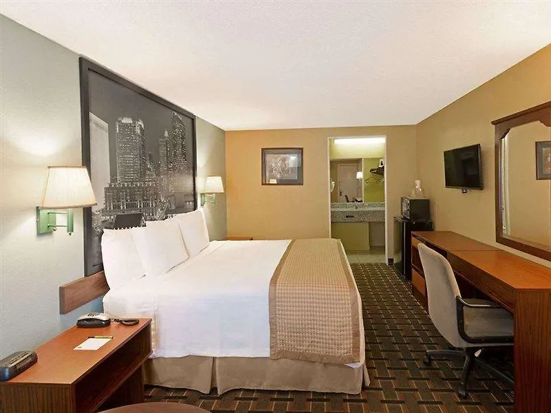Rodeway Inn Charlotte Airport Area